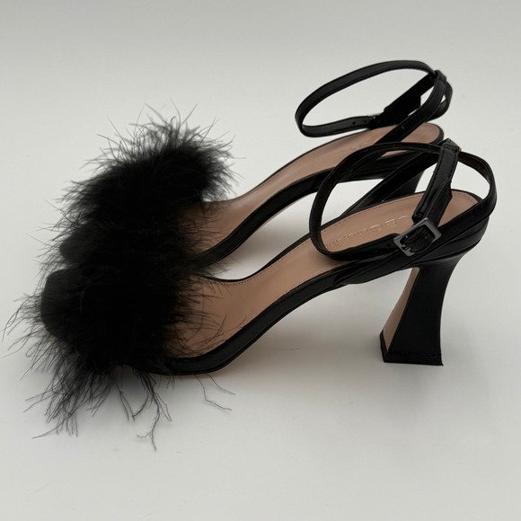 BCBGeneration Relby Black Faux Feather Ankle Strap Sandals Women's Size 8 EUC - Picture 4 of 12